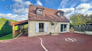 Maison à CORBEIL-ESSONNES