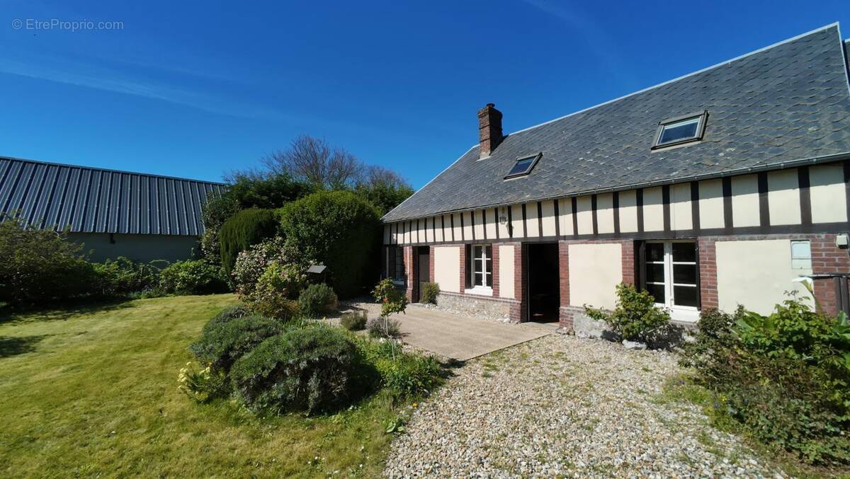 Maison à SAINT-MARTIN-AUX-BUNEAUX