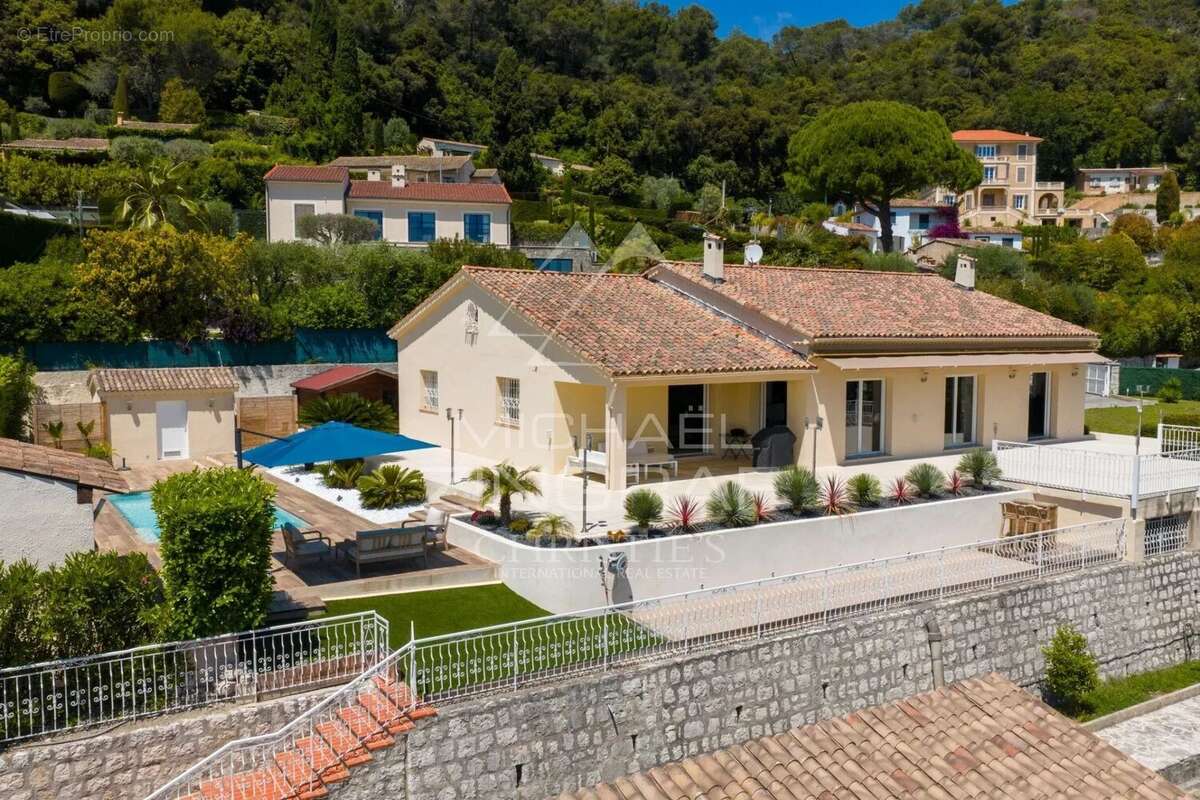 Maison à LA COLLE-SUR-LOUP