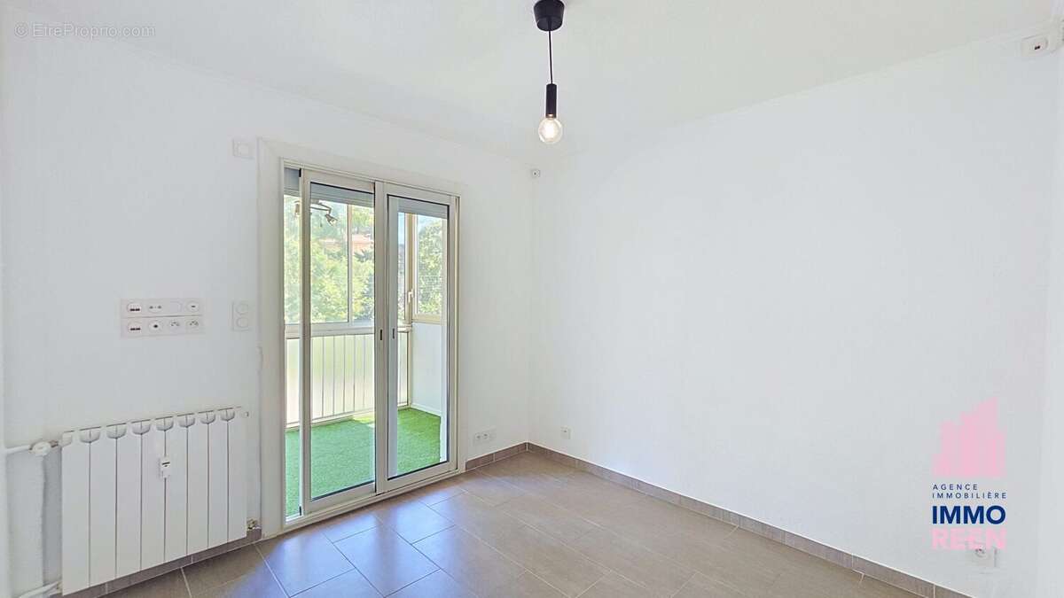 Appartement 59 m² à Toulon  - photo 8