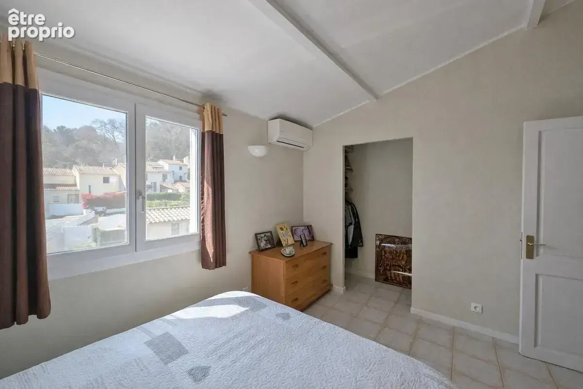 Villa familiale avec jardin paysager - photo 12