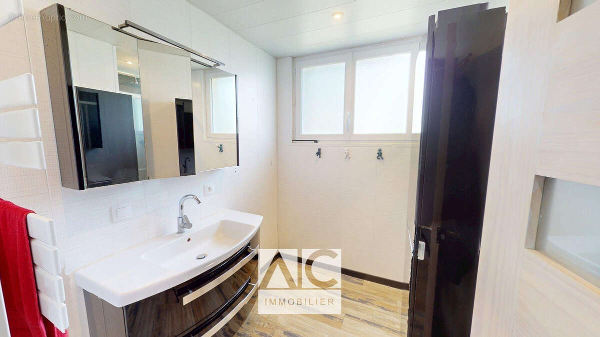 Maison 5 pièces, 146m2, LANVOLLON (22290) - photo 9
