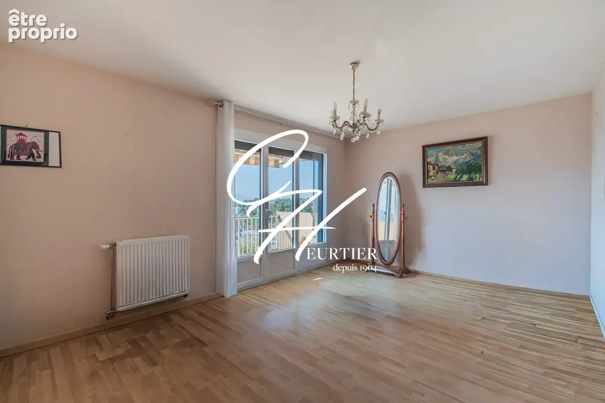 Appartement 4 pièces 88 m² à vendre à Voiron (38500) - photo 4