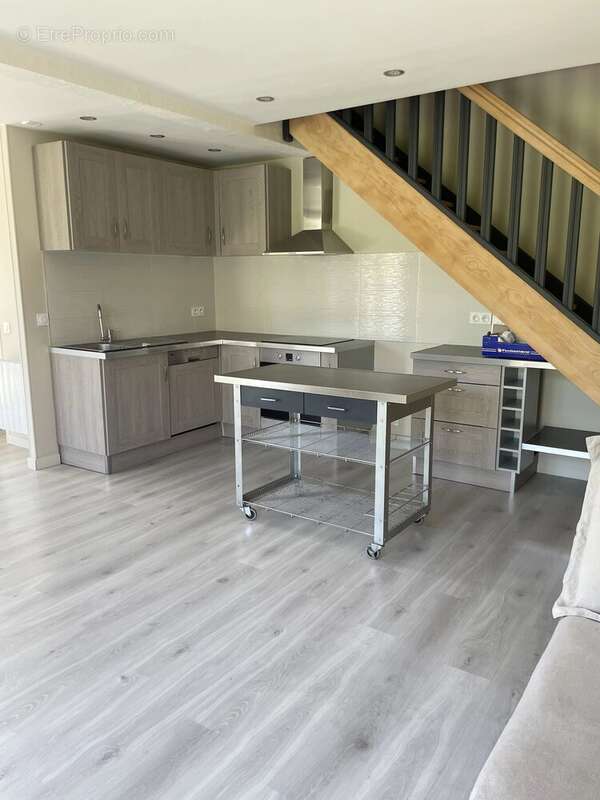 Maison de caractere renovee avec garage -  centre ville de bergerac. - photo 9