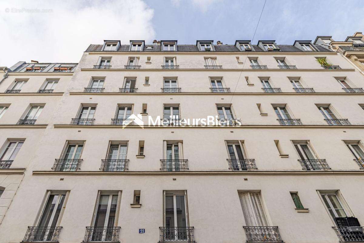 Appartement à PARIS-11E
