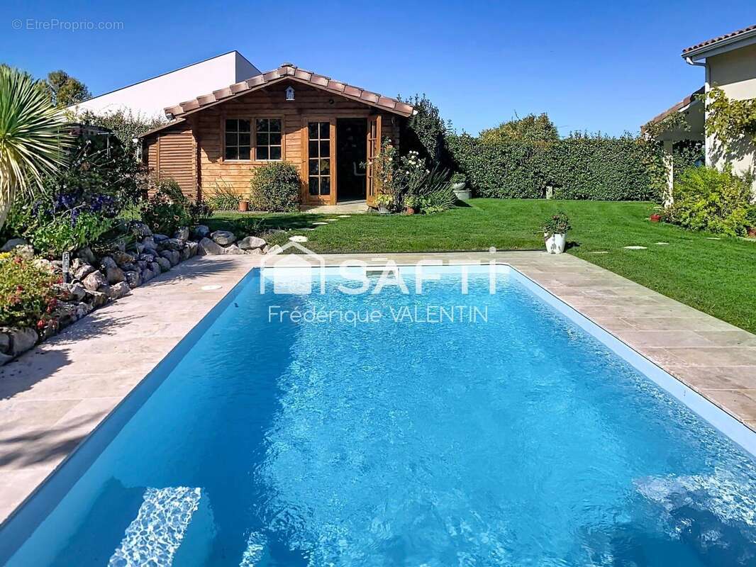 Photo 2 - Maison à LAVALETTE