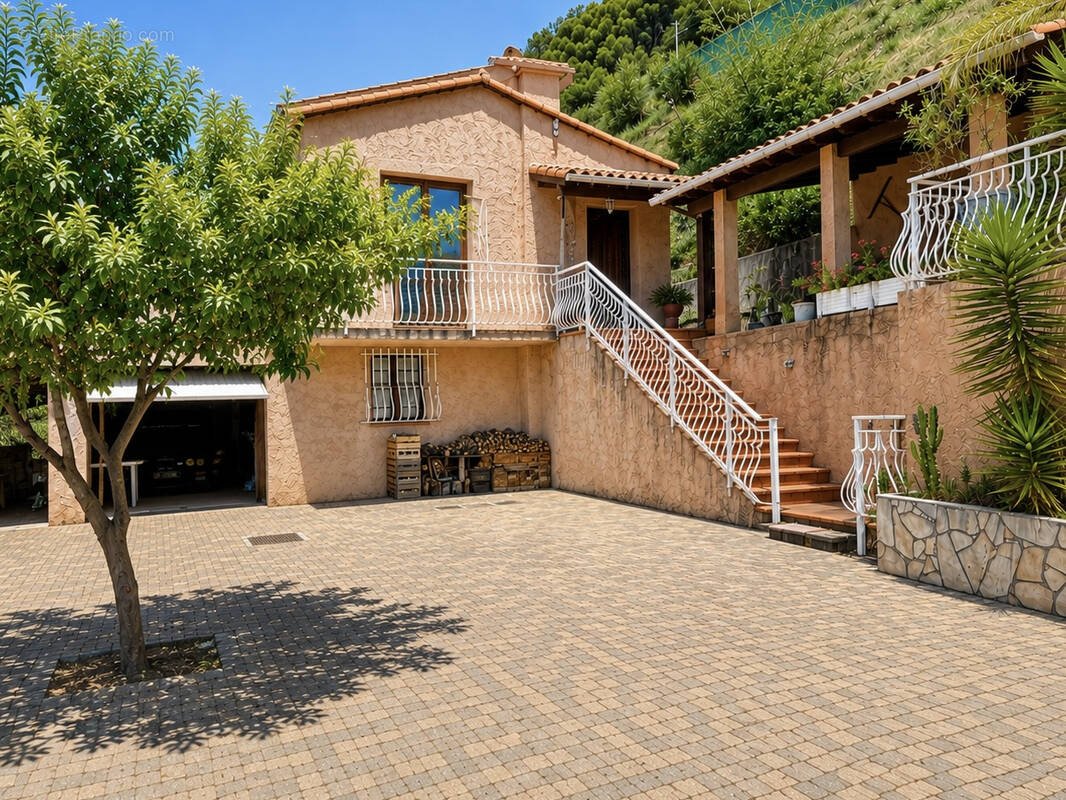 Maison à GORBIO
