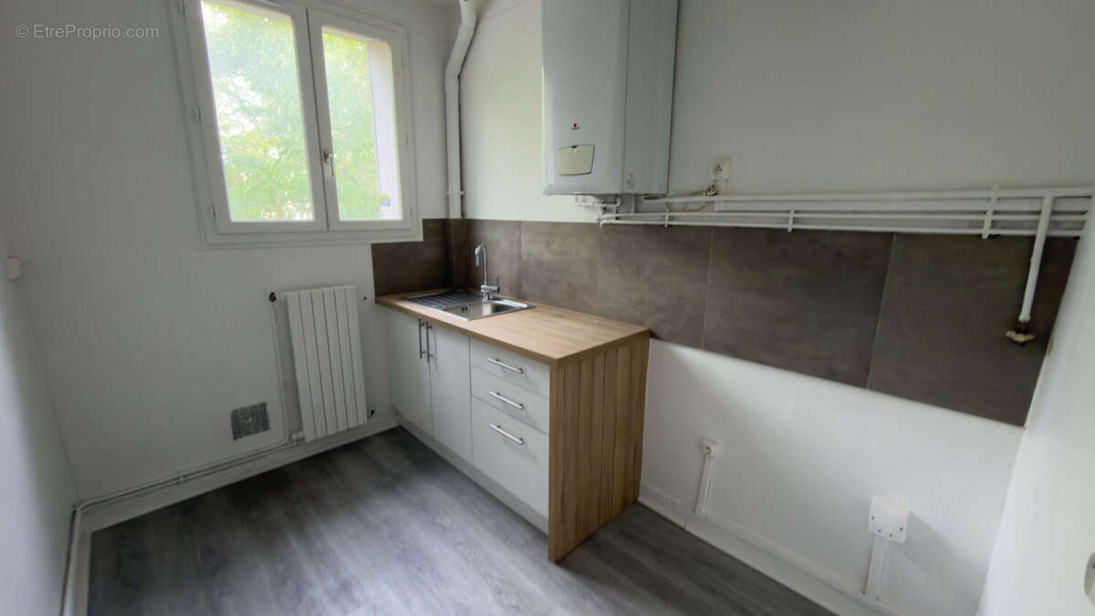 Appartement Mantes La Jolie  3 pièces  62.43 m2 CENTRE VILLE - photo 13