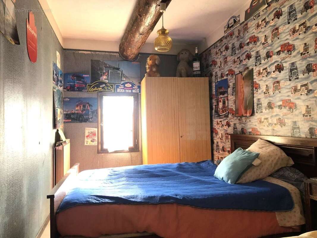 Maison à COURTHEZON