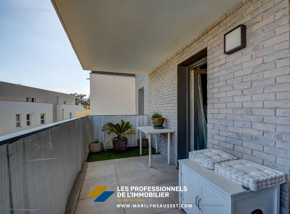 Appartement à PIERRE-BENITE