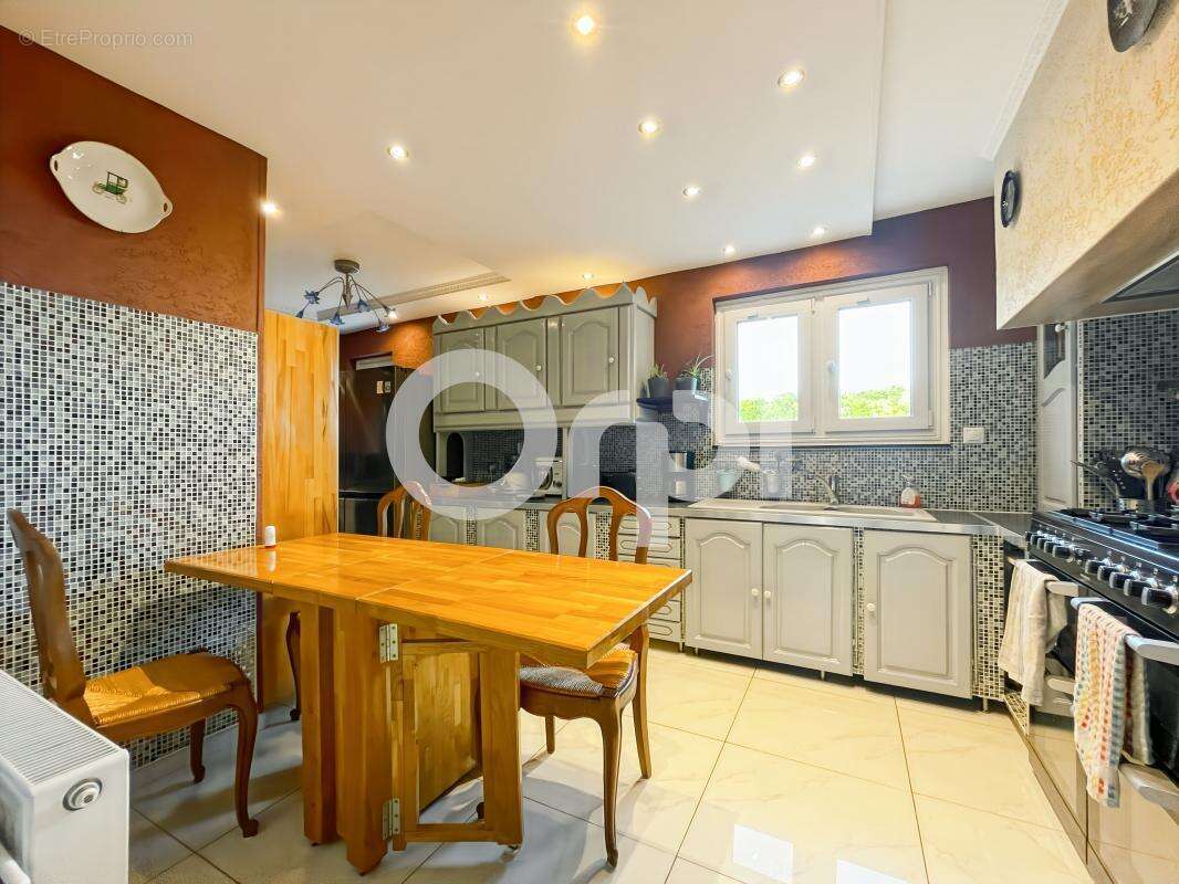 Maison à EMALLEVILLE