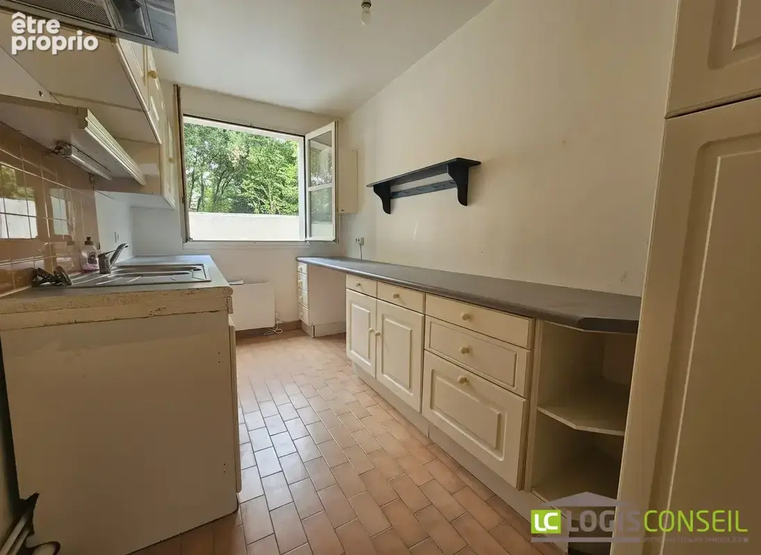 Appartement 2 pièces 55 m² à vendre à Chatillon (92320) - photo 8