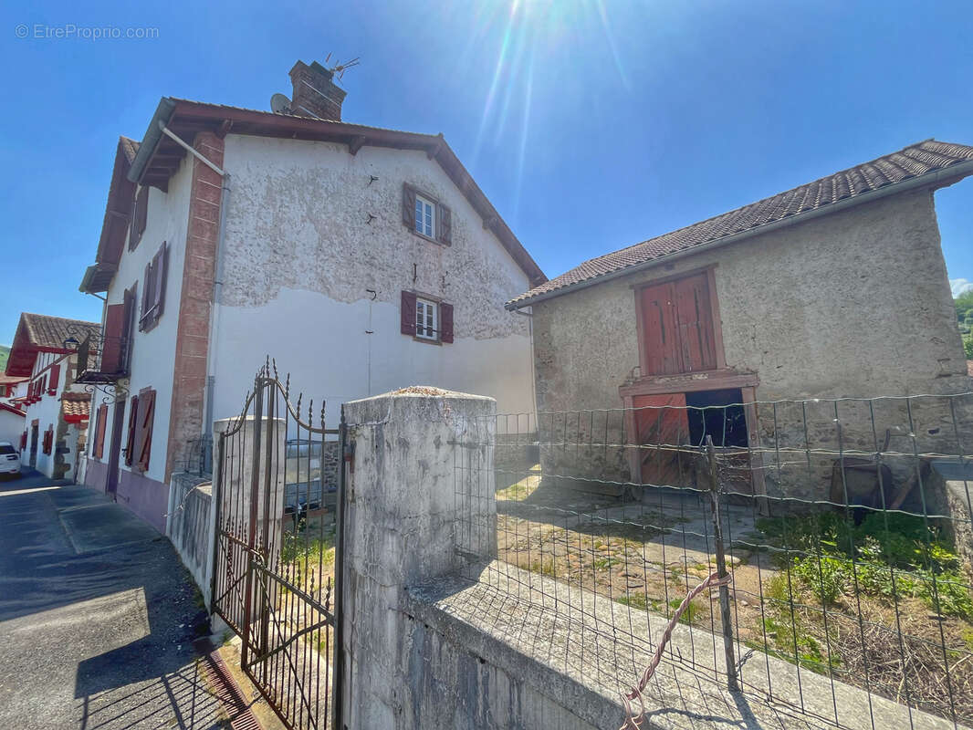 Maison à SAINT-JEAN-PIED-DE-PORT