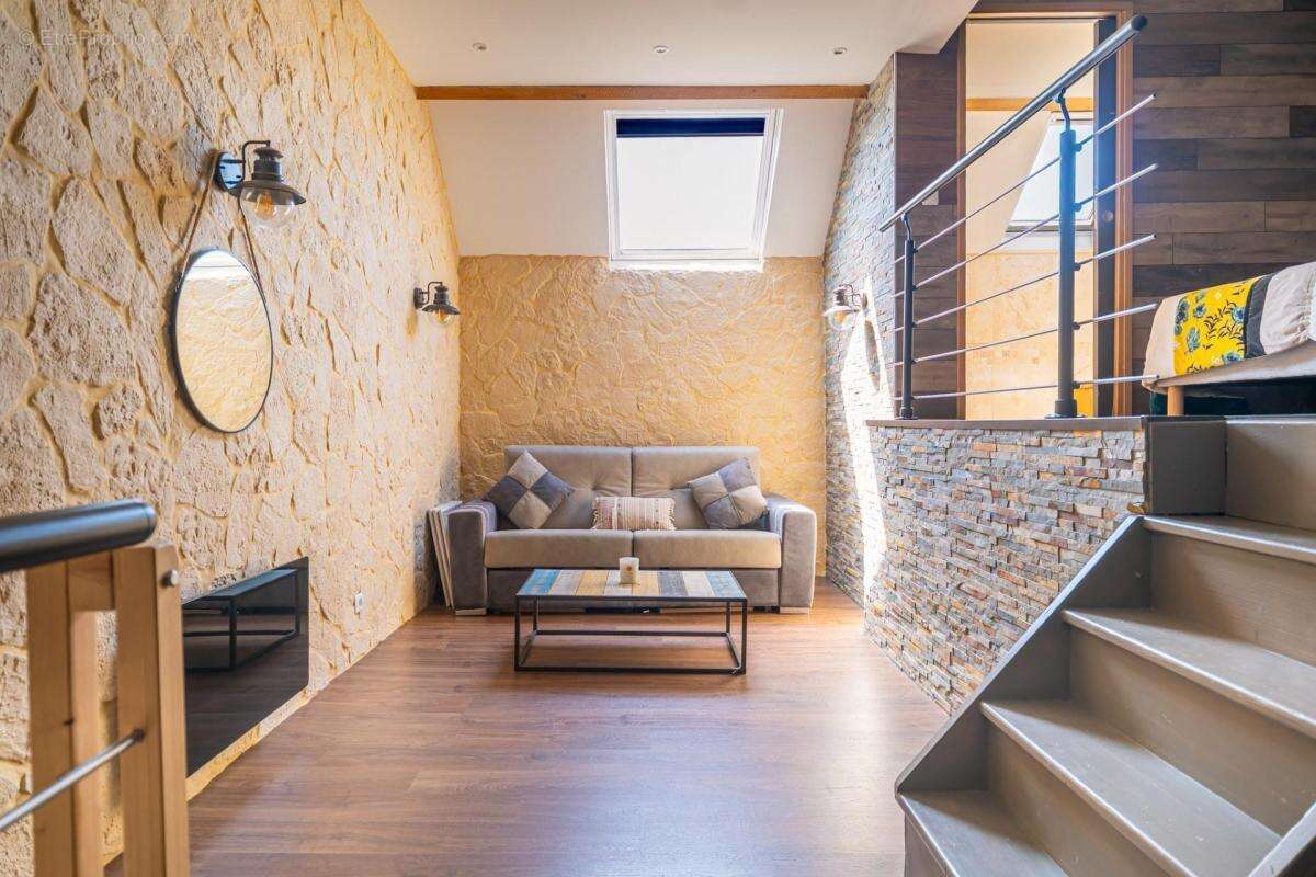 Maison à SAINT-SATURNIN