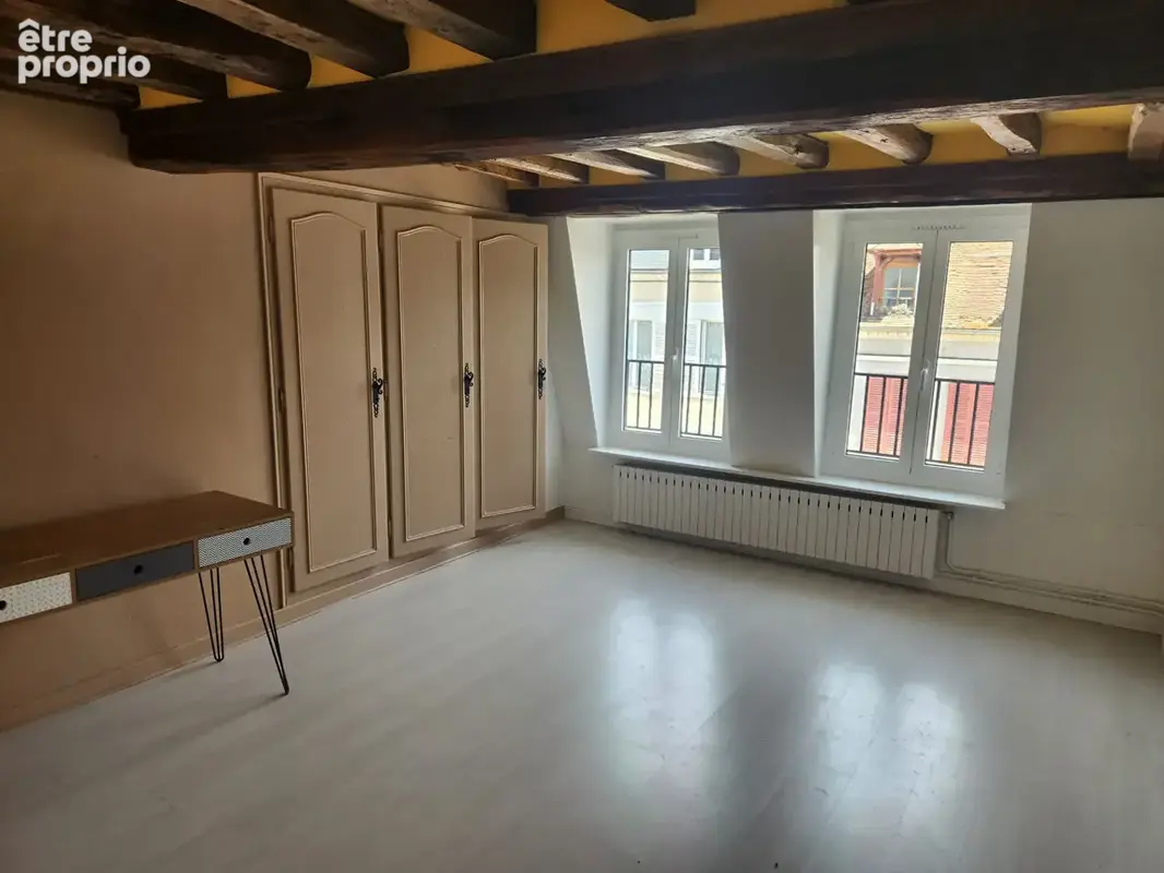Photo Appartement à Villeneuve-L'archeveque au prix de 98 500€