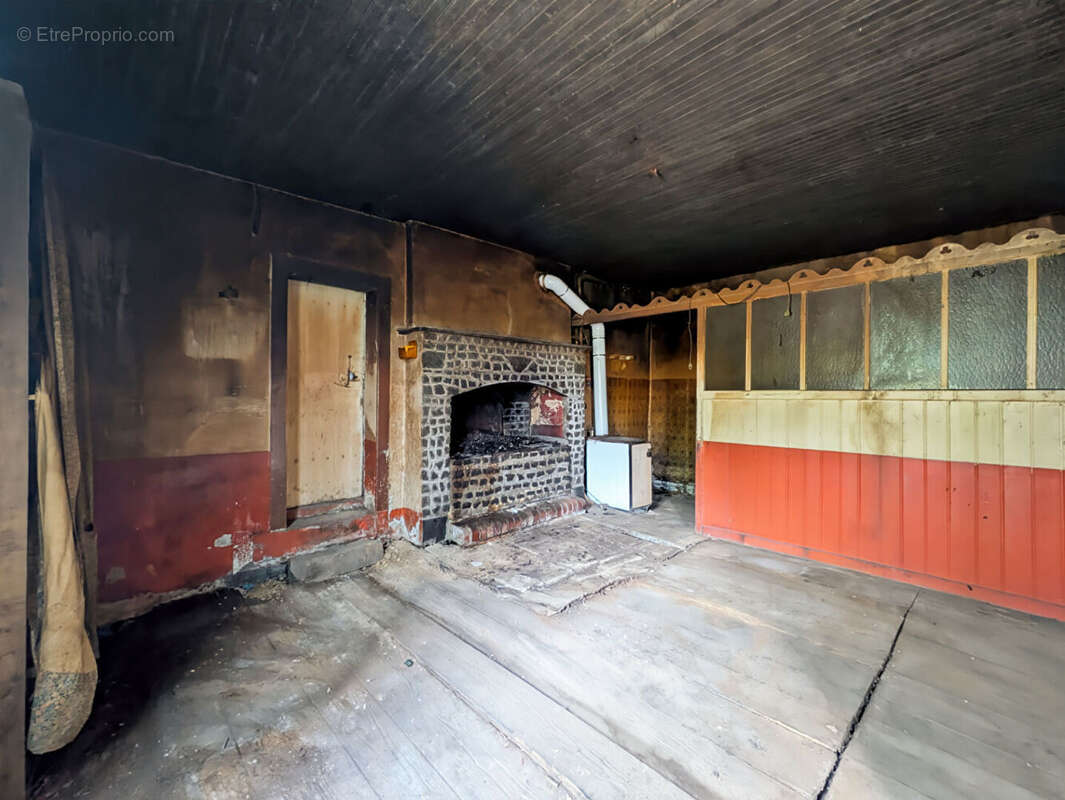Longère en pierre à rénover à Saint-Aubin-d'Aubigné 60m² - photo 5