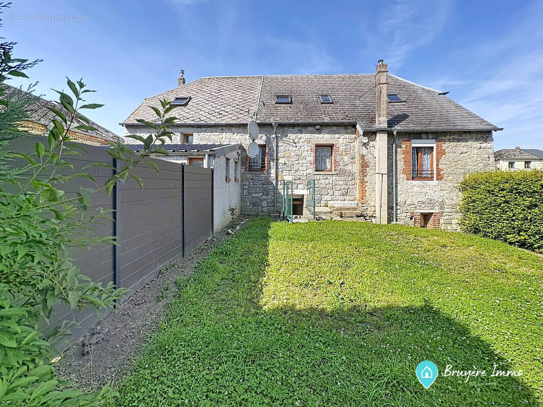 Maison à GLAGEON