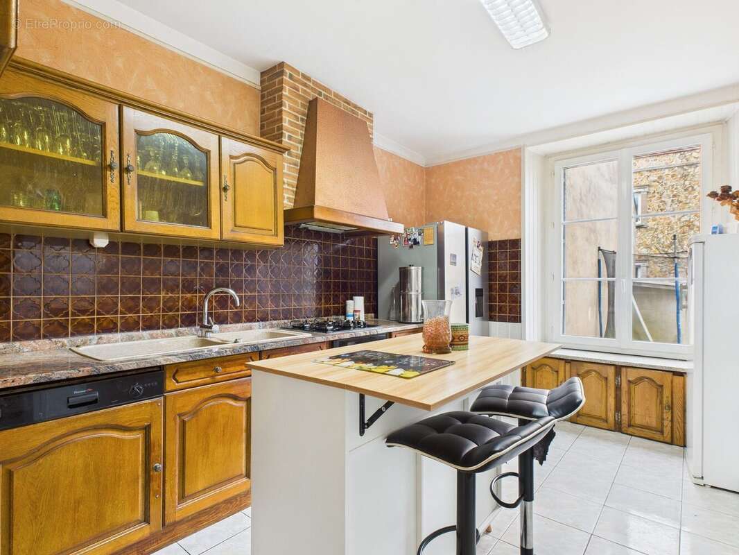 Maison à ROMILLY-SUR-SEINE