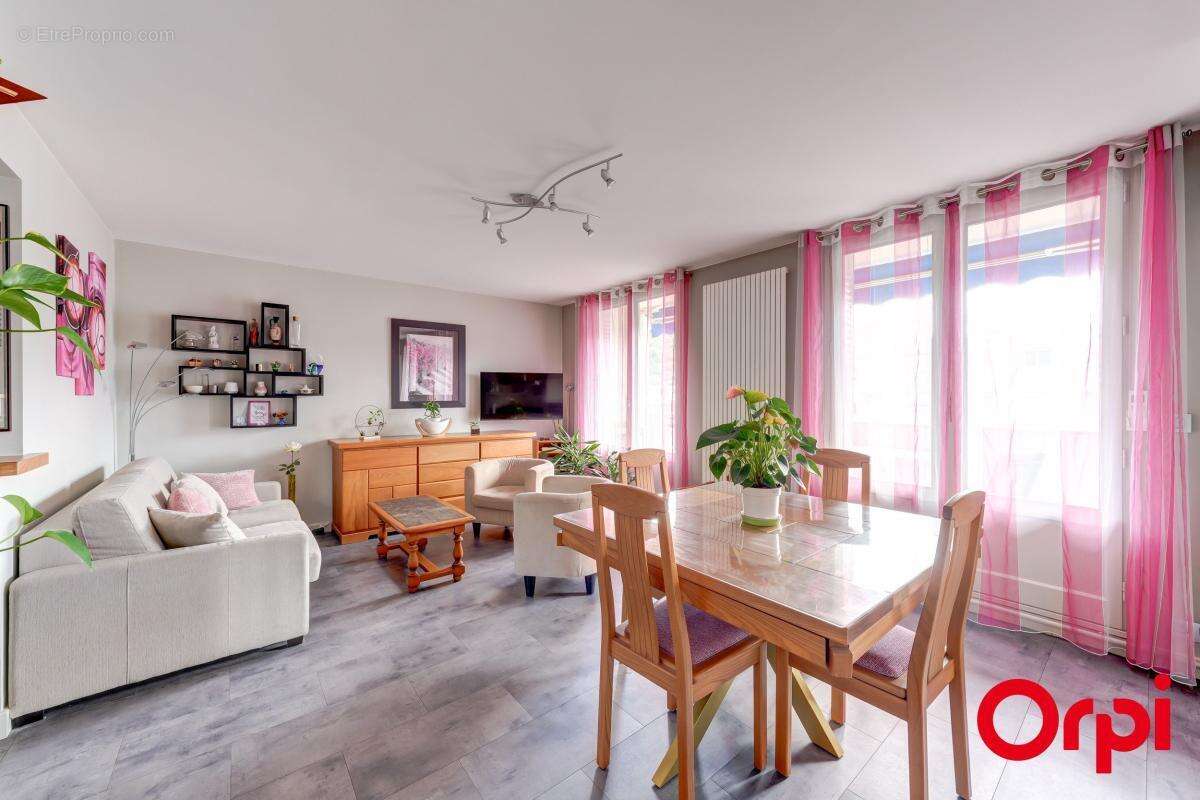 Appartement à CALUIRE-ET-CUIRE