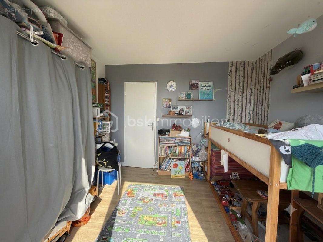 Appartement à NEUILLY-PLAISANCE