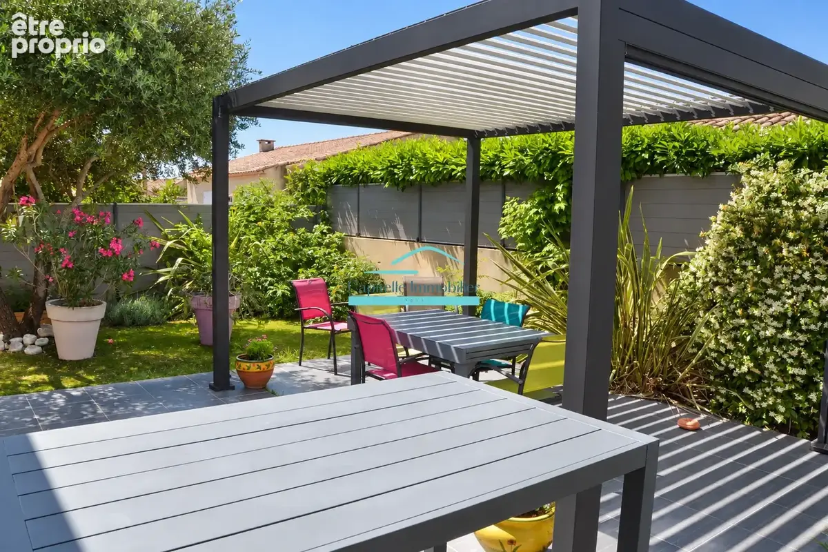 Mireval - Villa de plain pied T5 de 148 m2 terrain 600 m2 piscine - photo 9