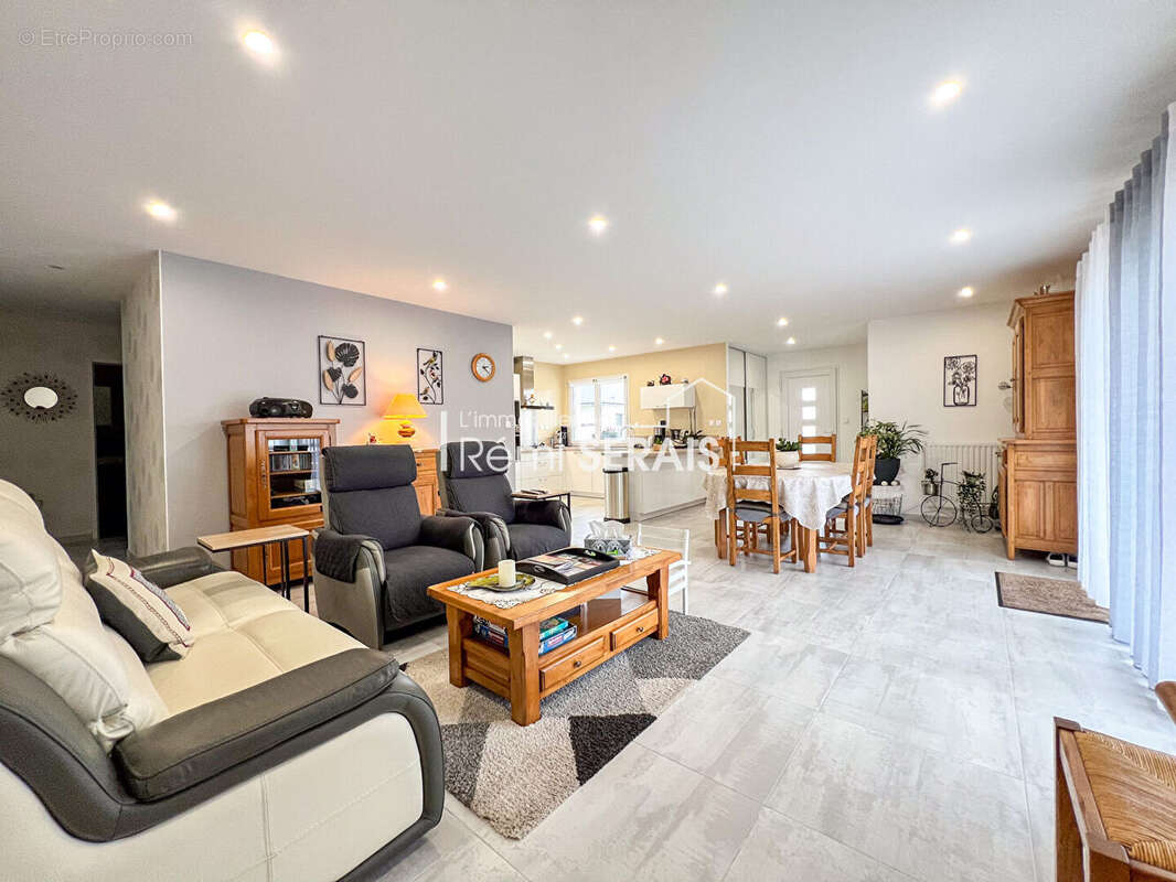 Maison à BARON-SUR-ODON