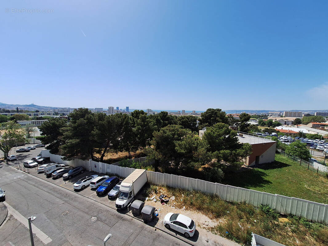 Appartement à MARSEILLE-14E