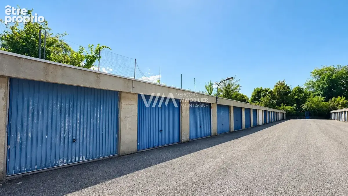 Grenoble   t3 traversant   balcon, loggia, vue dégagée et garage - photo 13