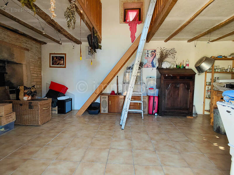 Maison à SAUZE-VAUSSAIS