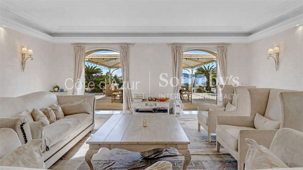 Villa de luxe à Grimaud avec vue mer et piscine, propriété d’exception Côte d’Azur - photo 5