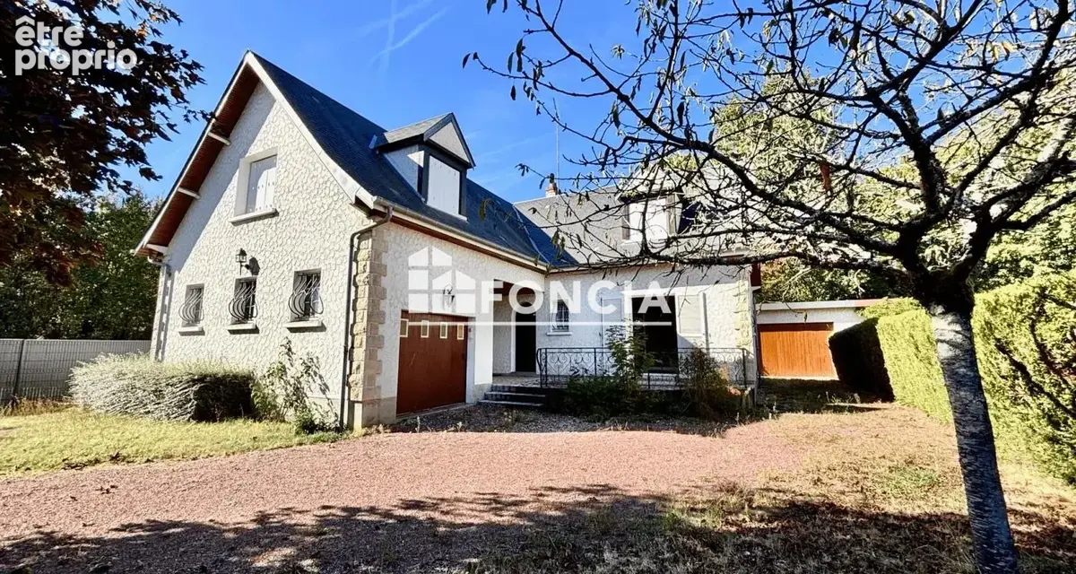 Photo Maison à Saint-Pryve-Saint-Mesmin au prix de 295 000€