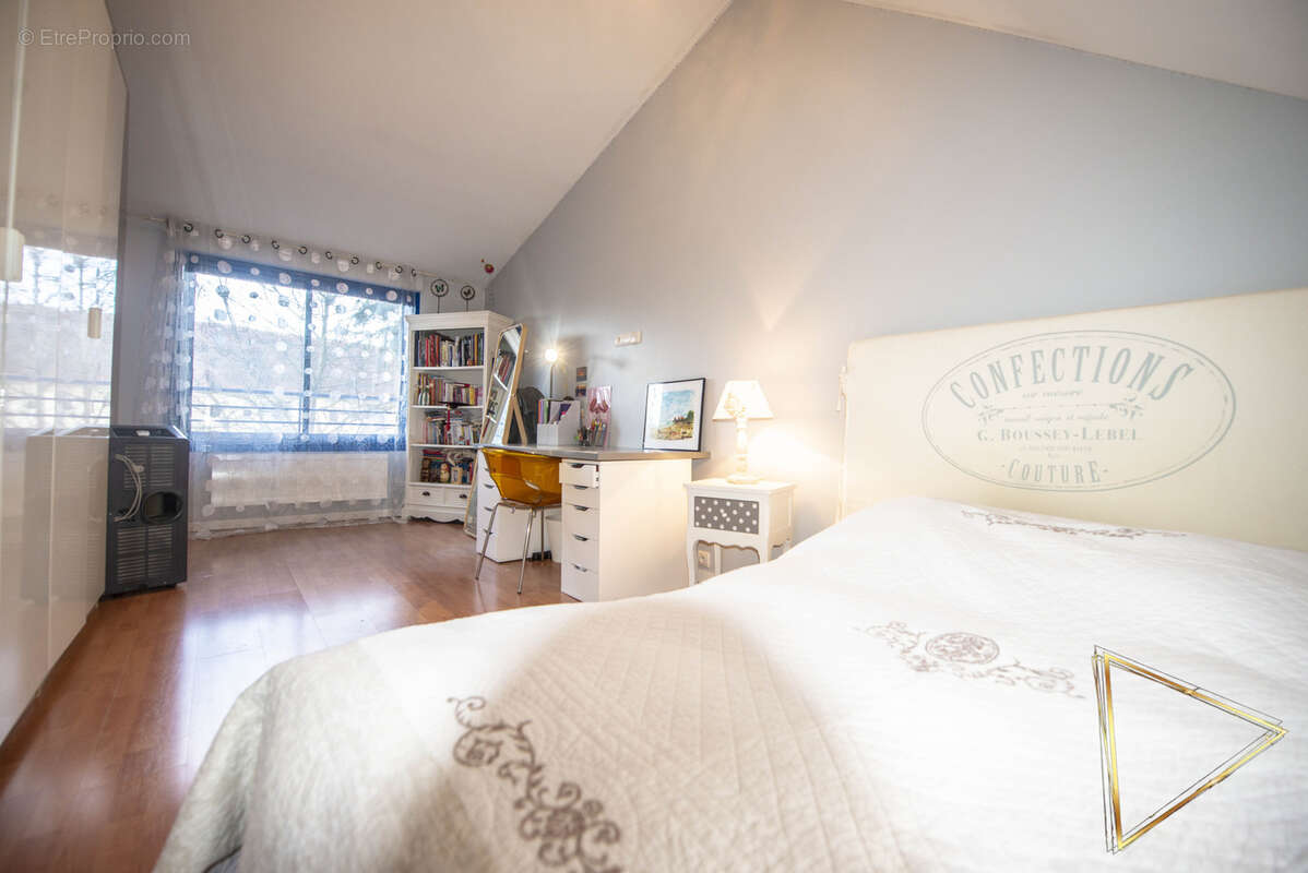 Maison à LIMEIL-BREVANNES