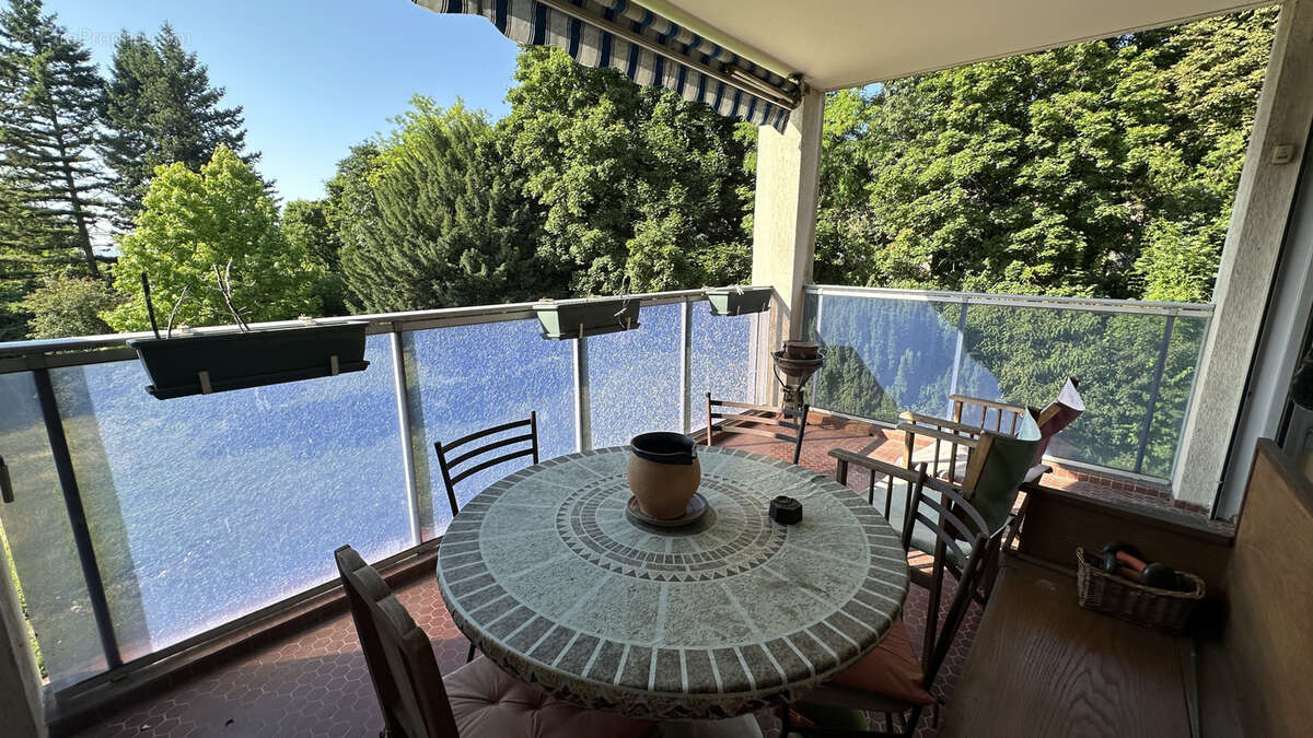 Appartement à SAINTE-FOY-LES-LYON