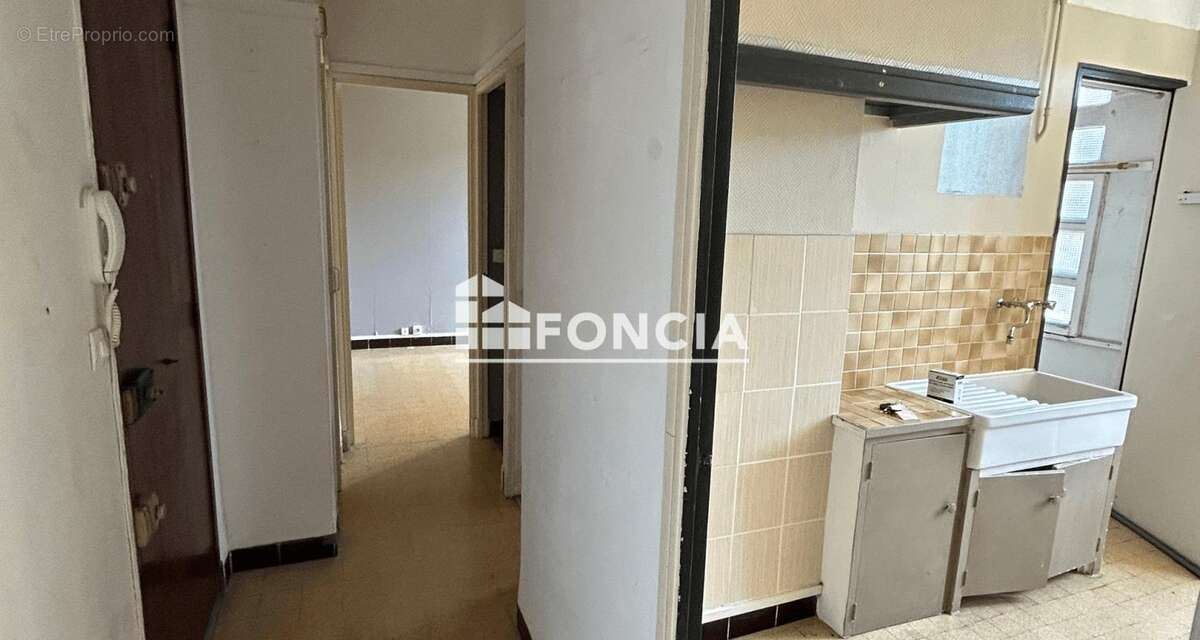 Appartement à MARSEILLE-8E