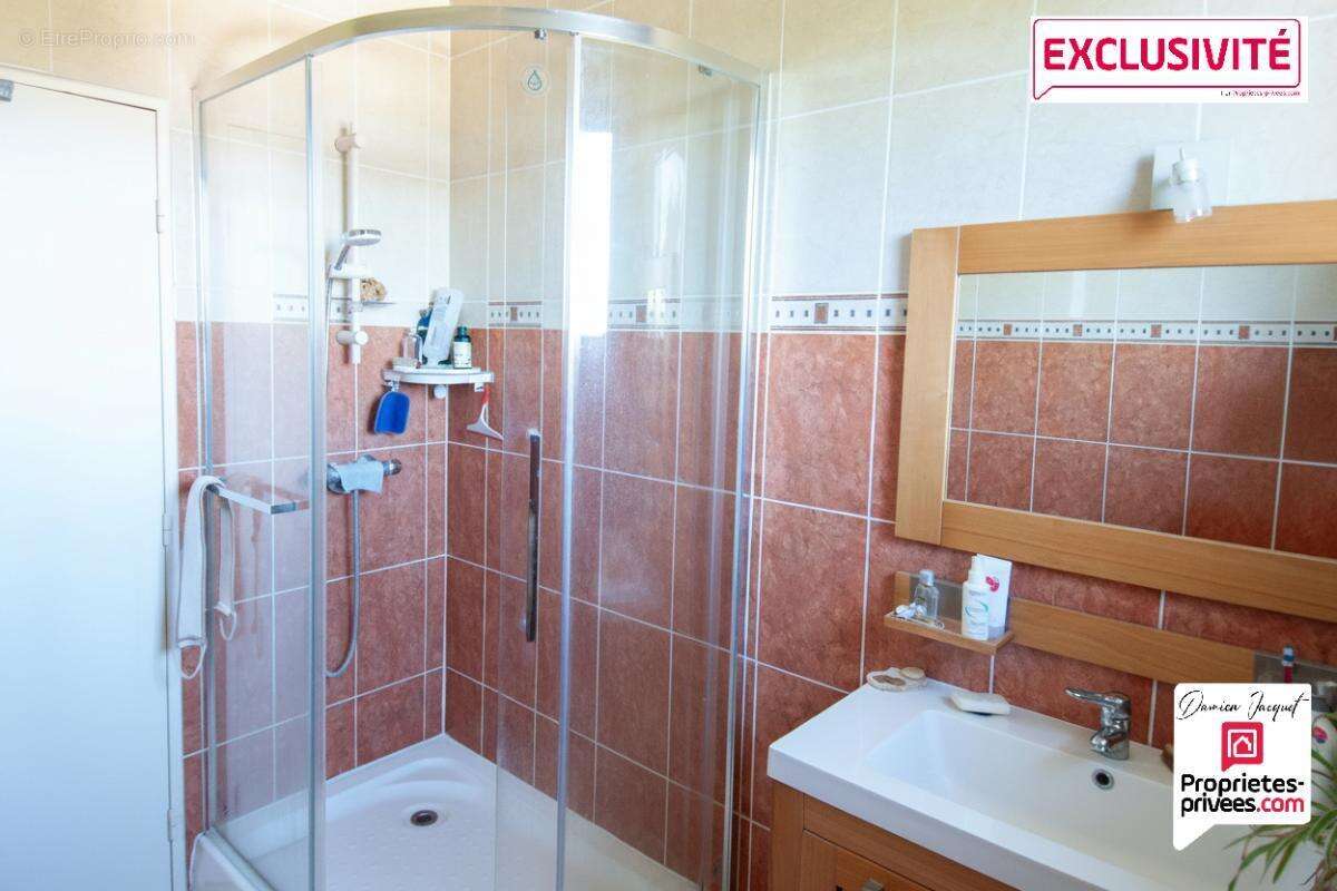 Roches Les Blamont - Maison Familiale 7 Pieces, 5 grandes Chambres - 168 m² Terrain 1695 m² - photo 15