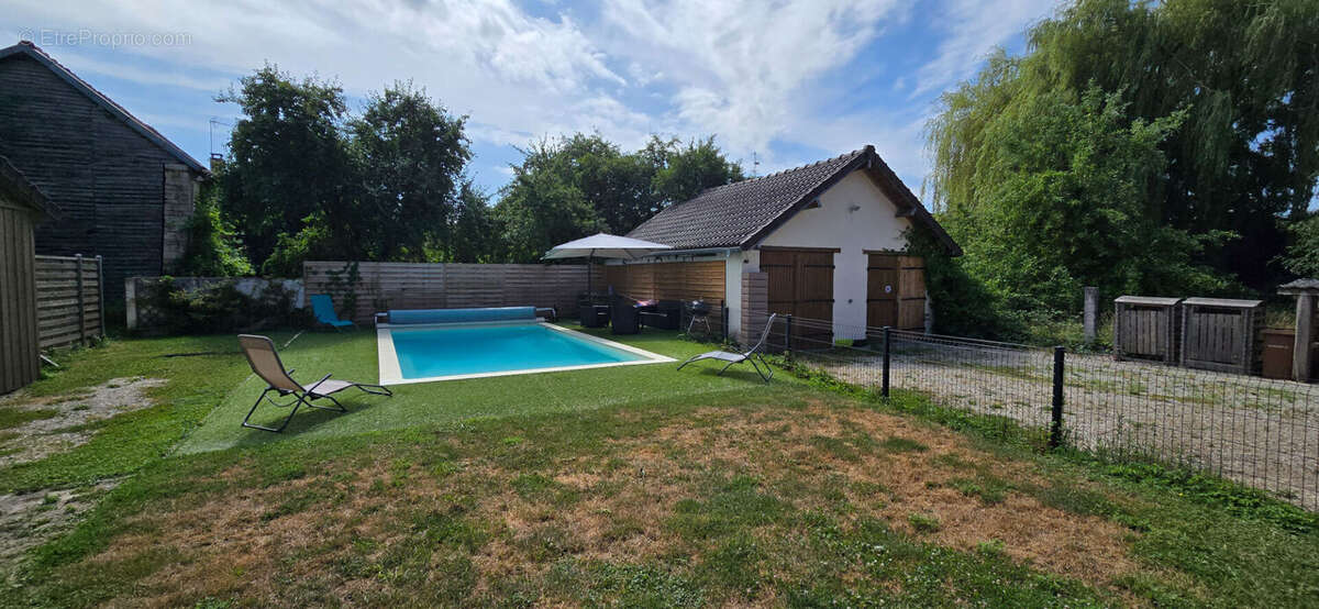 Maison 260m² à mesnil-saint-père - photo 4