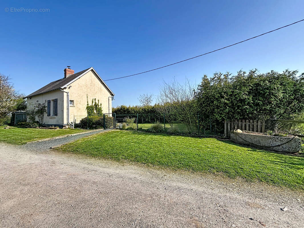 Maison à LE DEZERT
