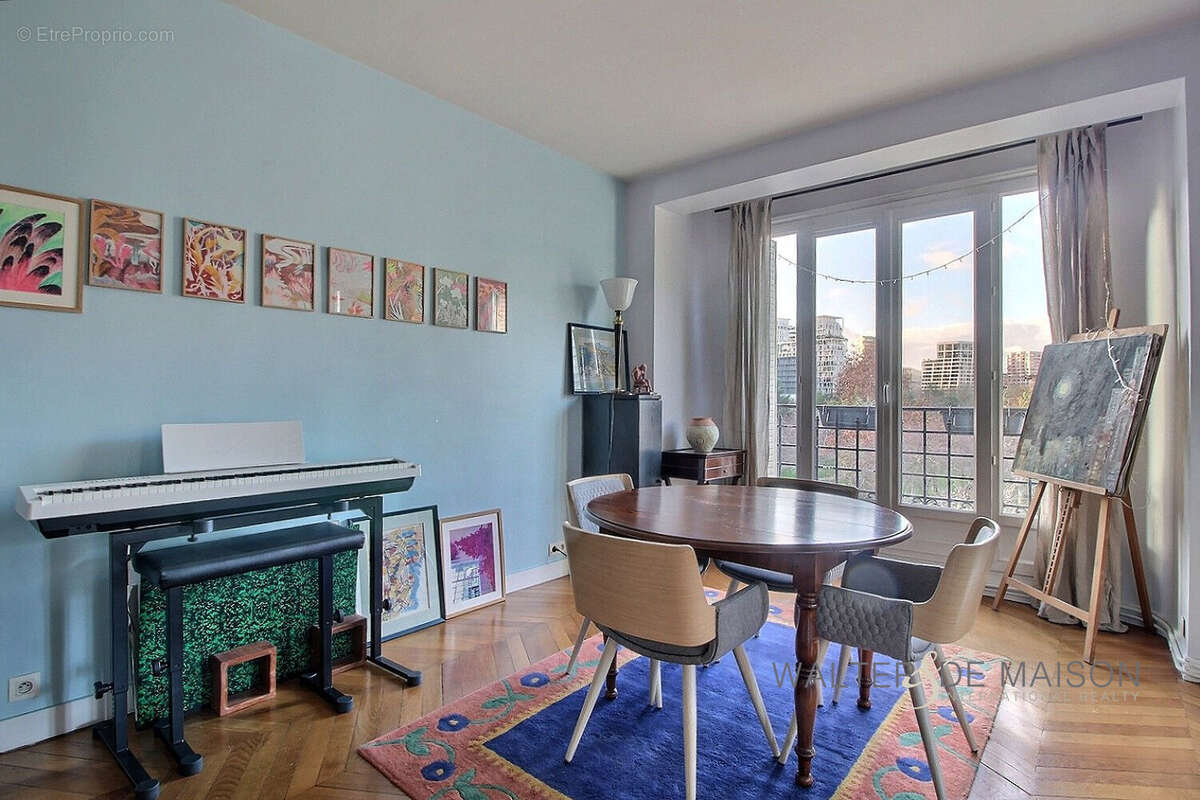 Appartement à PARIS-17E