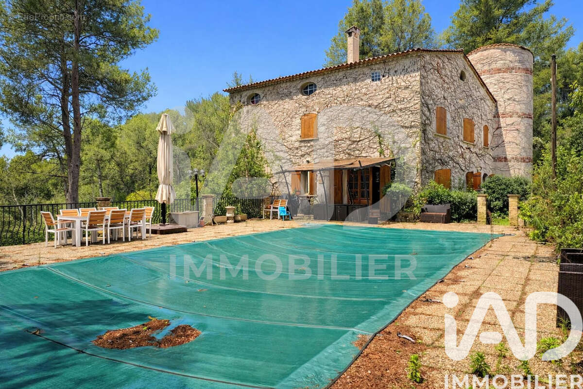 Photo 2 - Maison à MARSEILLE-11E