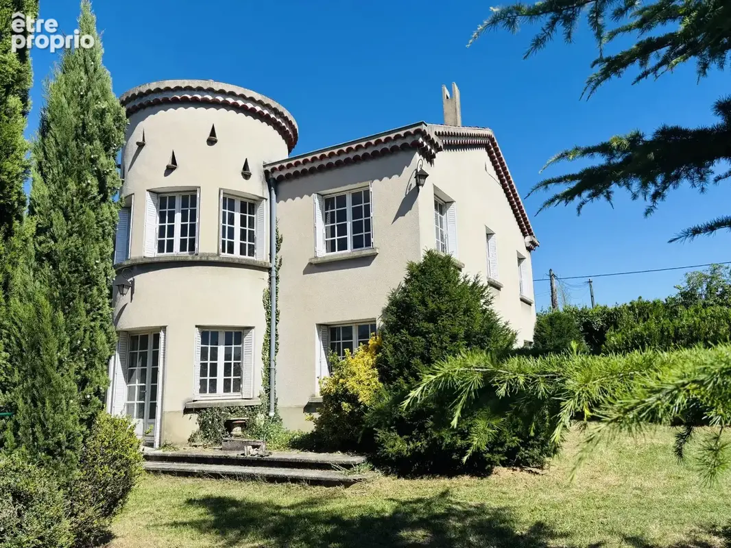 Maison 9 pièces 195 m² à vendre à Romans-Sur-Isere (26100) - photo 3