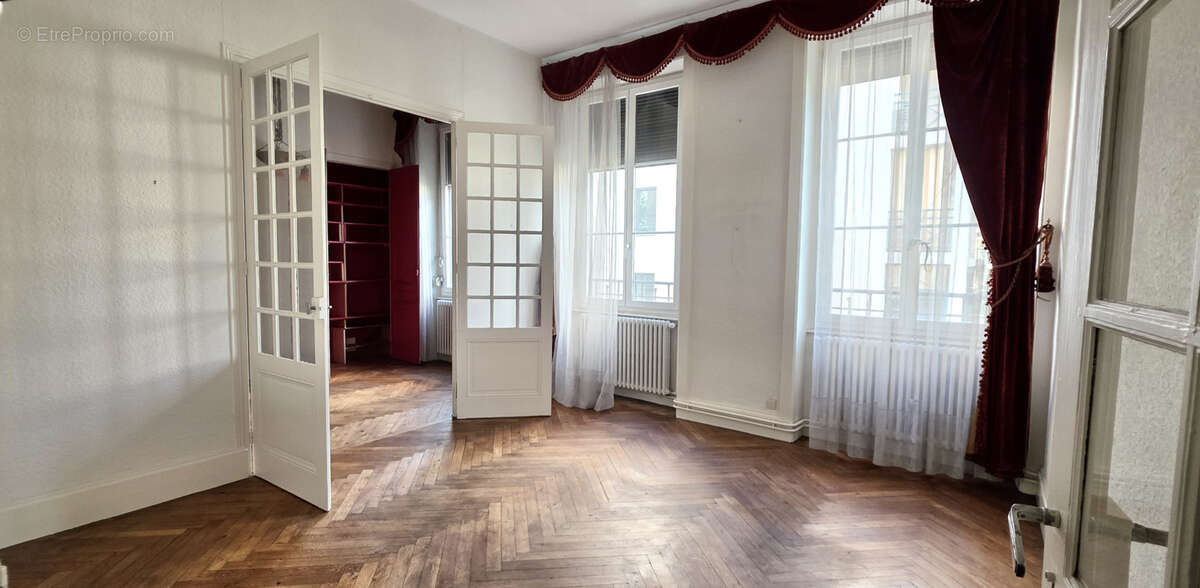 Appartement à LYON-1E