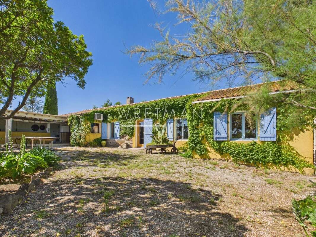 Maison à LA MOTTE