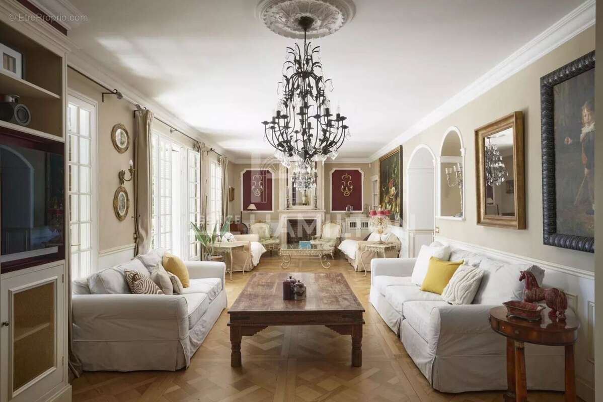 Maison à CAP-D'AIL