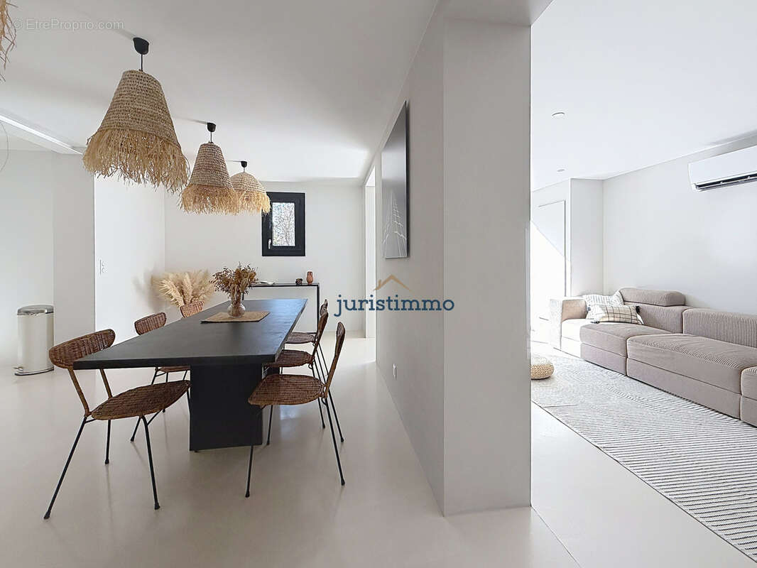 Maison à VAISON-LA-ROMAINE