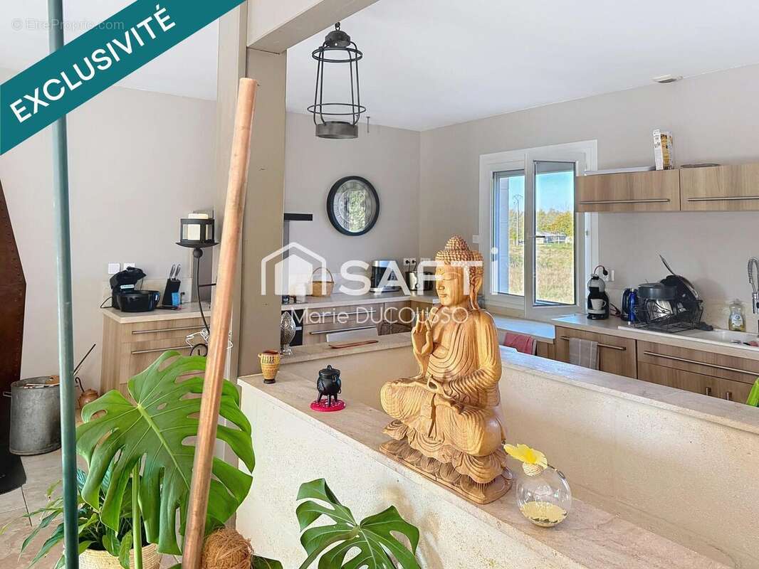 Photo 4 - Maison à MOULIETS-ET-VILLEMARTIN