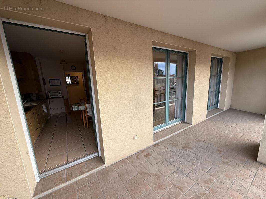 Appartement à MOULINS