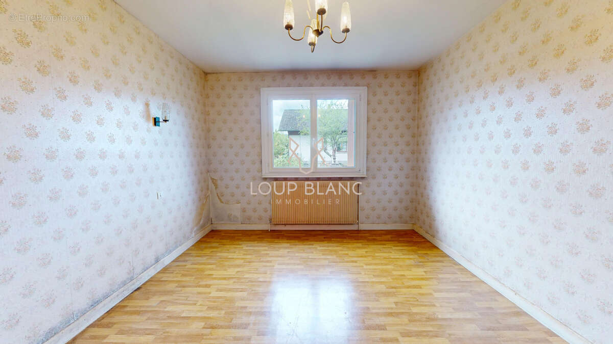 Maison à PONT-DE-ROIDE