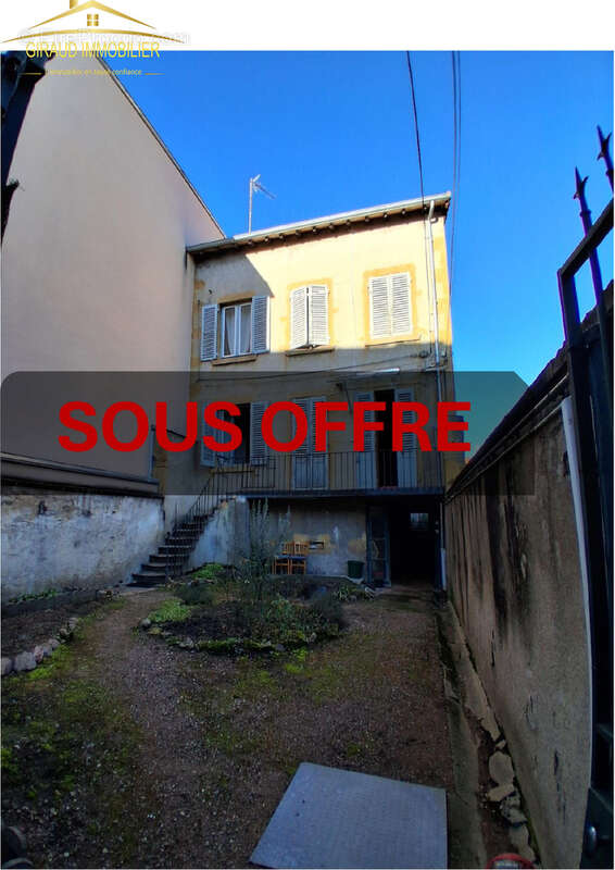 Appartement à CHARLIEU