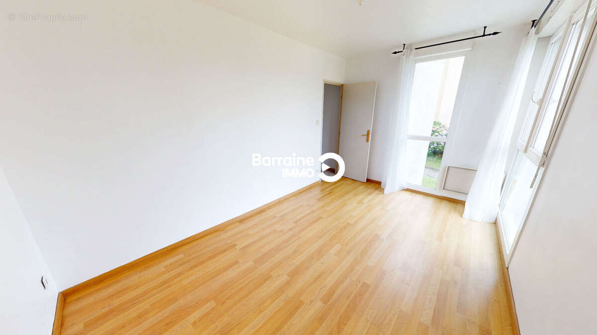 A vendre le phare de l'europe appartement t3 71.88 m² habitables 2 chambres rez de jardin - photo 13