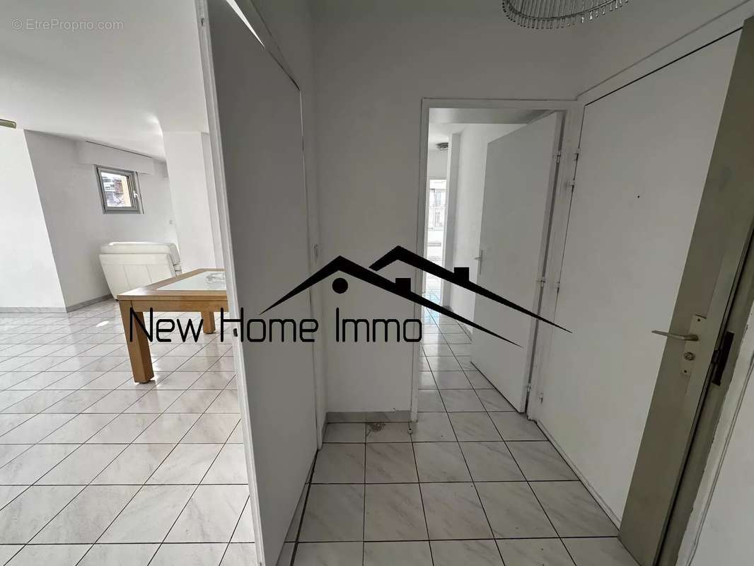 Appartement à MARSEILLE-8E